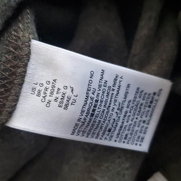 2/$20 💕 NWOT Mens Fleece Shorts sz L - Picture 2 of 4